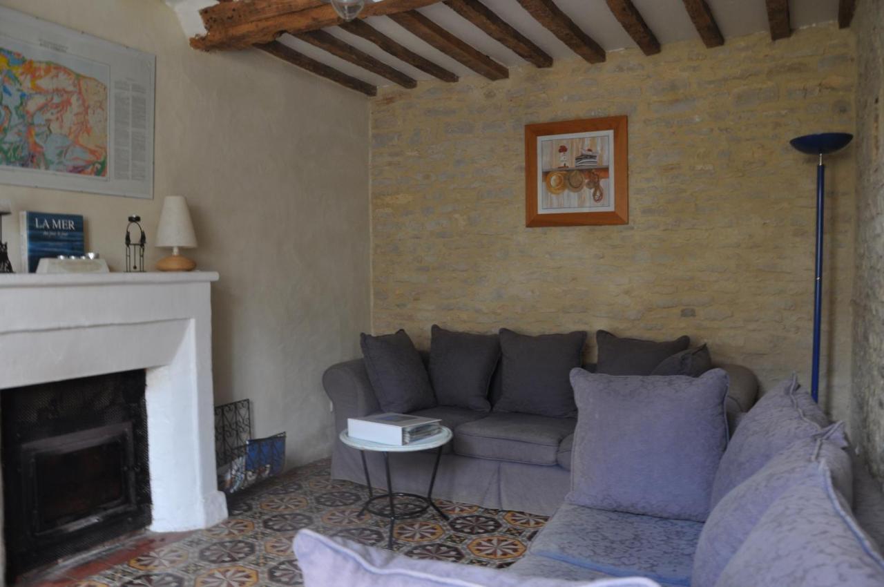 Le Petit Clos Du Bessin Longues-sur-Mer Екстериор снимка