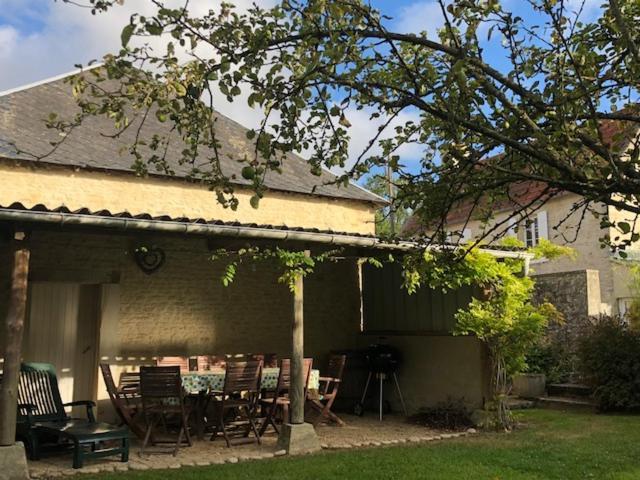 Le Petit Clos Du Bessin Longues-sur-Mer Екстериор снимка