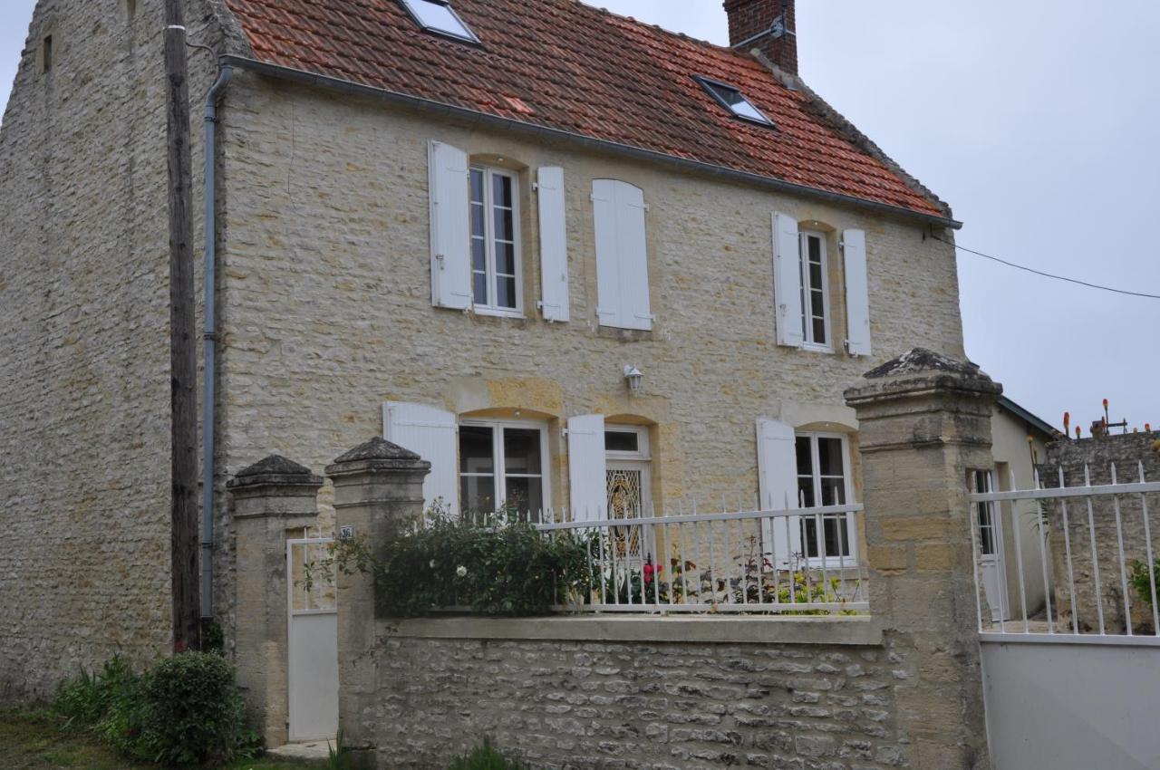 Le Petit Clos Du Bessin Longues-sur-Mer Екстериор снимка